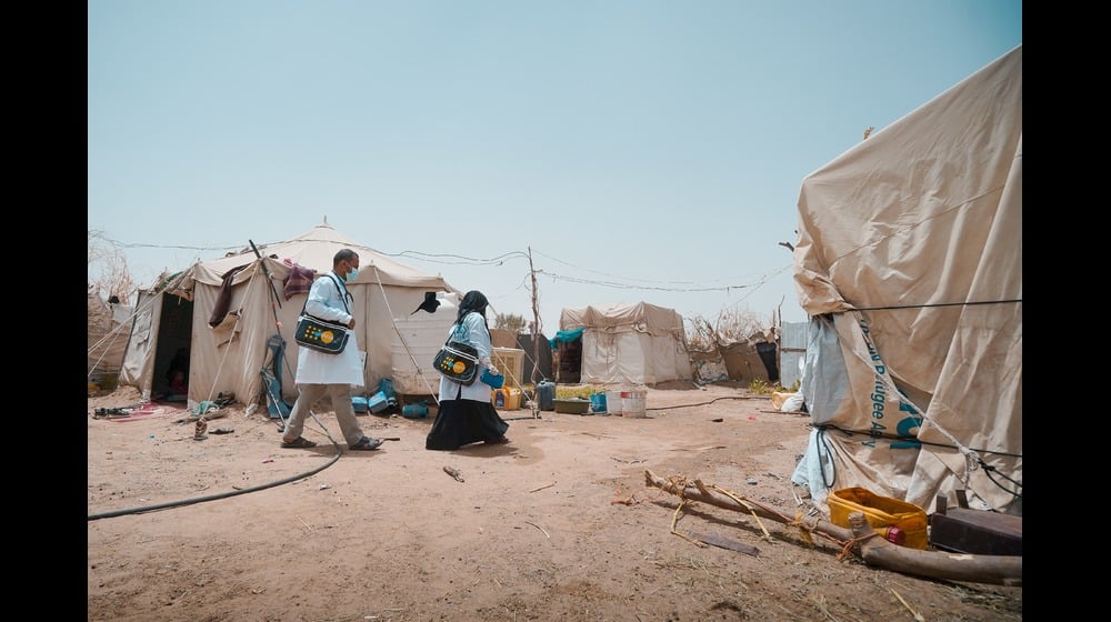 UNFPA-supported mobile teams provide lifesaving reproductive health services inside camps for displaced persons in Marib, Yemen 