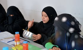 Skills building courses offered to survivors of violence at UNFPA-supported safe spaces  ©UNFPA Yemen