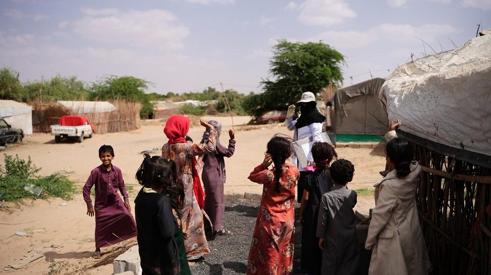 Midwife Molok connects deeply with displaced communities because she has shared their experiences. © UNFPA Yemen